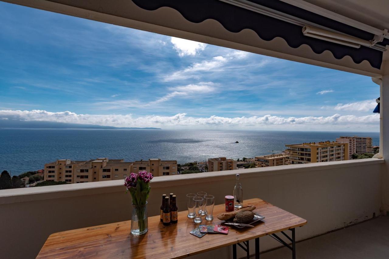 Magnifique Appartement Vue Mer, Spacieux Et Traversant Ajaccio  Exterior photo